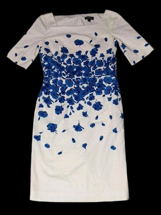 Tahari Dresses & Skirts - Tahari Arthur S Levine Body Con Dress Womens Size 6 White And Blue Flowers...